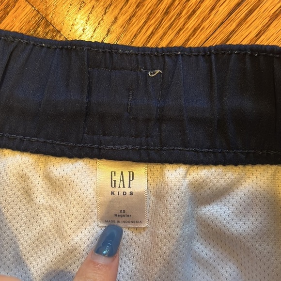 Gap Boy’s Striped Swim Shorts Size XS Regular - Picture 3 of 5